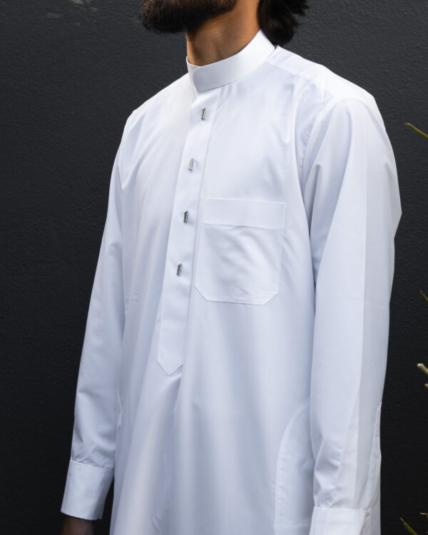 White Sharaf Collared Thobe