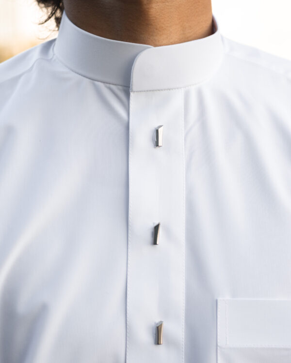 White Sharaf Collared Thobe
