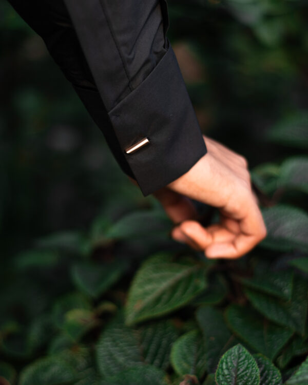 Black Sharaf Collared Thobe