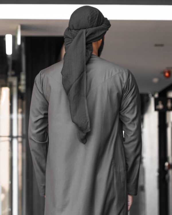 Charcoal Signature Emirati Kandura