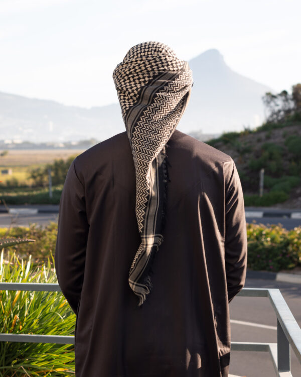 Midnight Signature Emirati Kandura