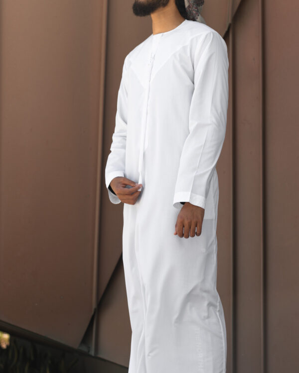 Classic White Emirati Kandura