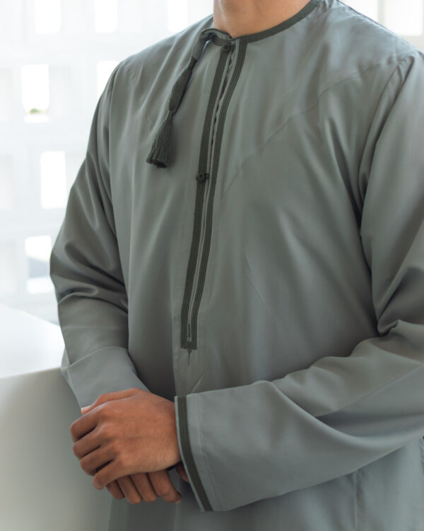 Green Omani Dishdasha