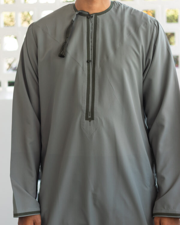 Green Omani Dishdasha