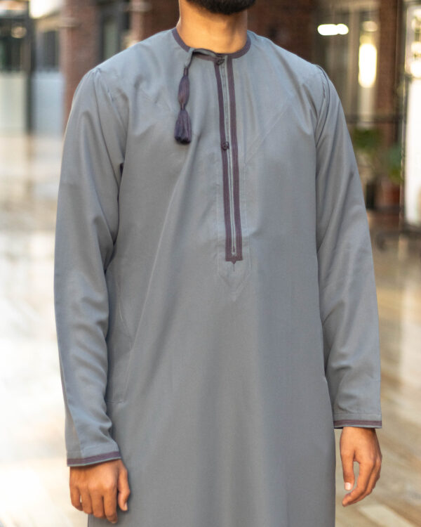 Grey Omani Dishdasha