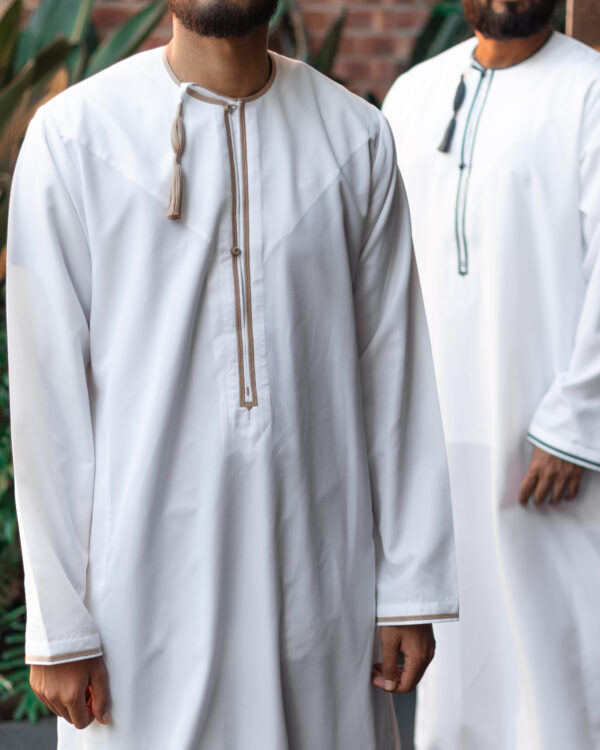 White Omani Dishdasha