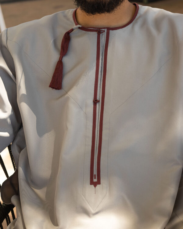 Taupe & Rust Omani Dishdasha