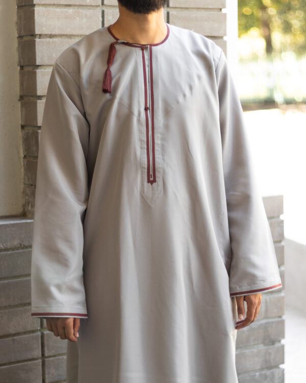 Taupe & Rust Omani Dishdasha